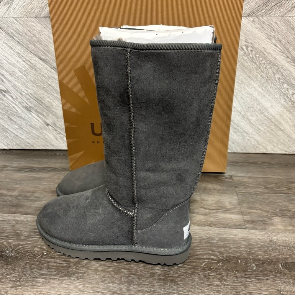 UGG Australia | Classic Tall Boots In Grey Size 5 NEW - Picture 2 of 10